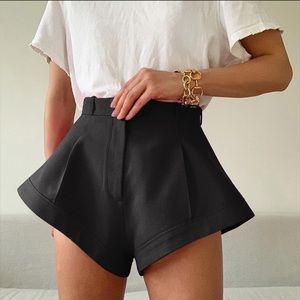 Black short🖤
